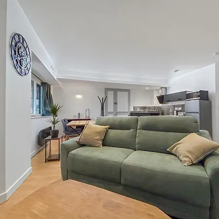 Appartement T2 Spacieux & Lumineux Hyper Centre *