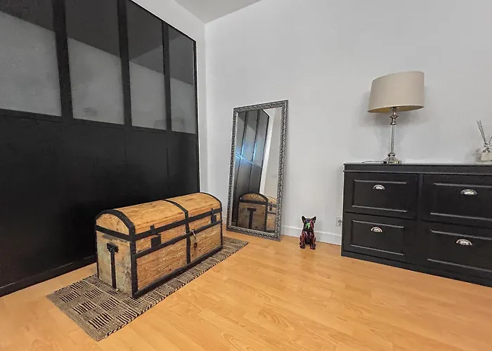 T2 Spacieux & Lumineux Hyper Centre شقة *