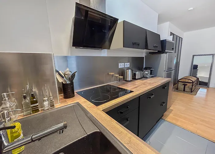 شقة T2 Spacieux & Lumineux Hyper Centre أنجير